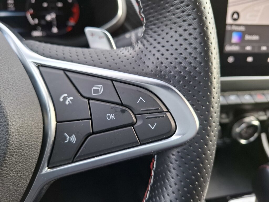 Renault Arkana Exposé-Bild 22