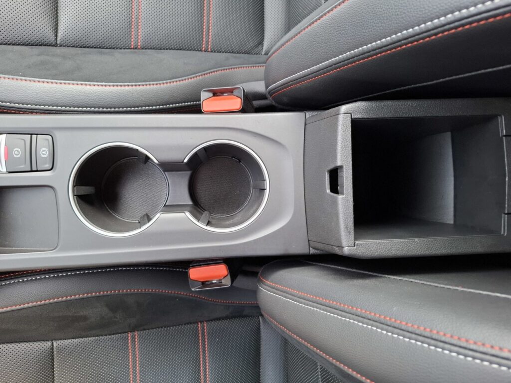 Renault Arkana Exposé-Bild 29