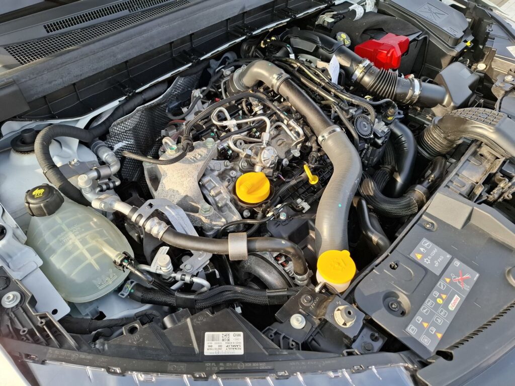 Renault Arkana Exposé-Bild 37