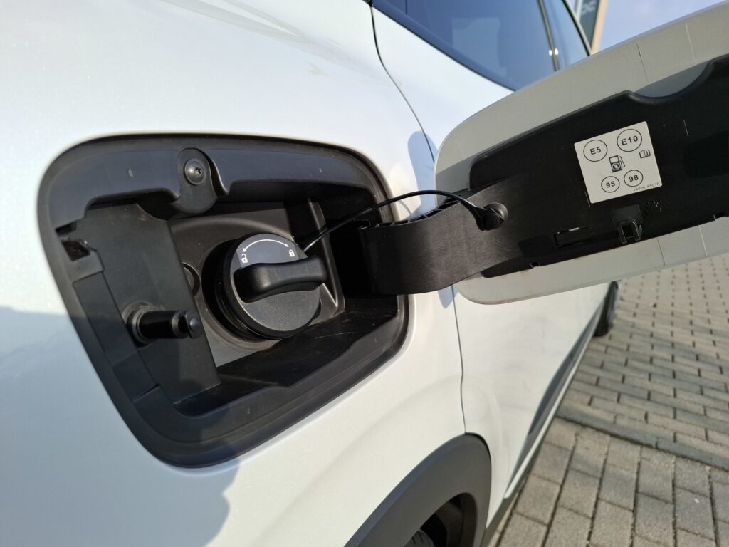 Renault Arkana Exposé-Bild 38