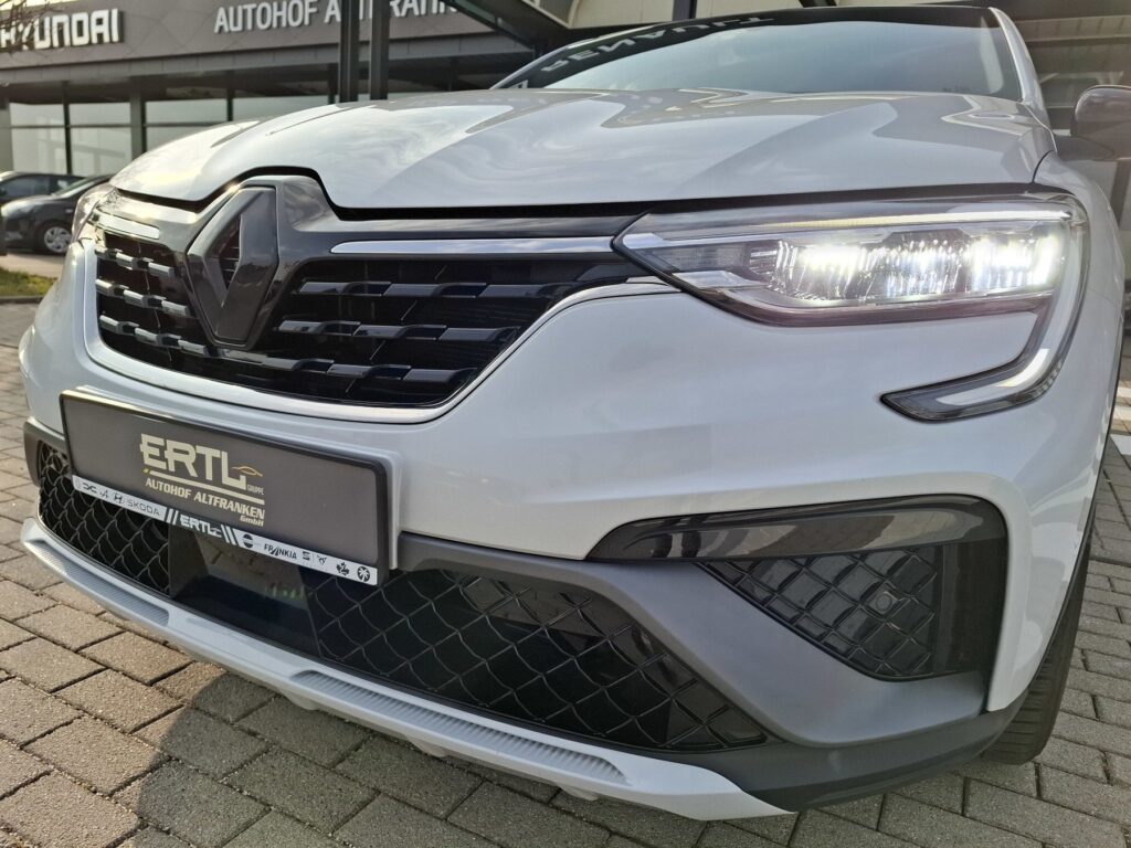 Renault Arkana Exposé-Bild 42