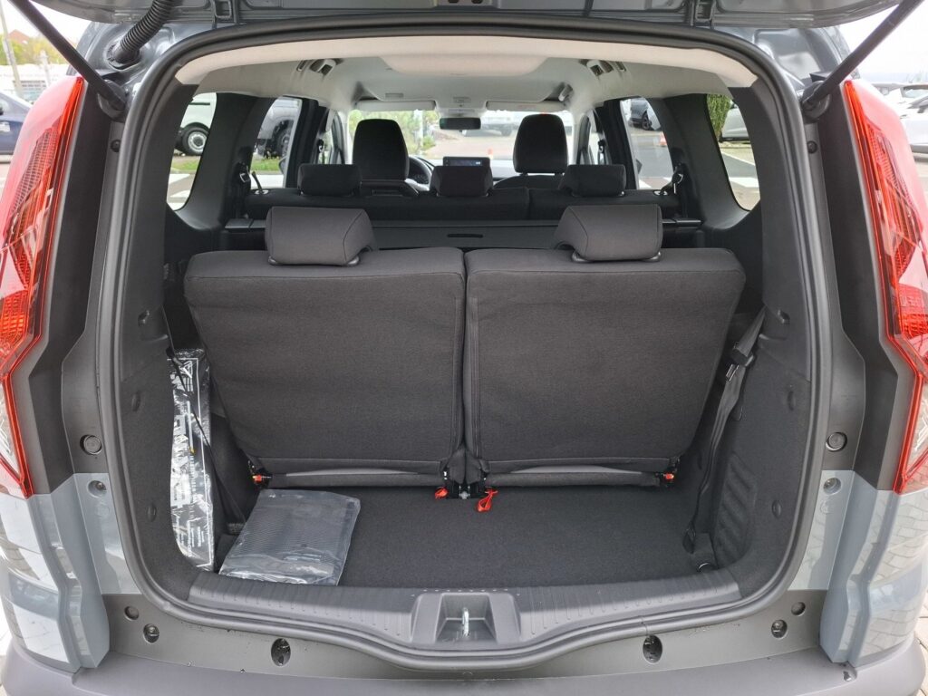Dacia Jogger Exposé-Bild 11