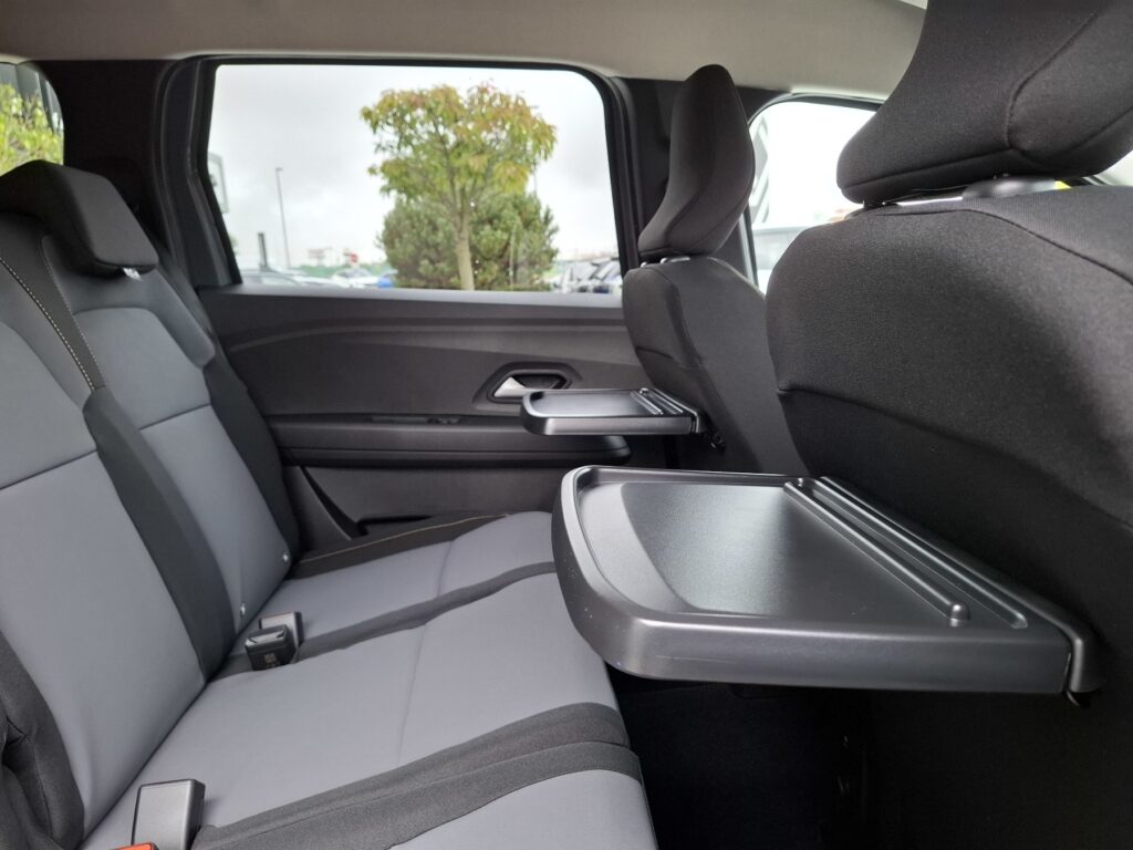 Dacia Jogger Exposé-Bild 14