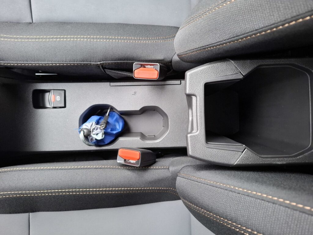 Dacia Jogger Exposé-Bild 28