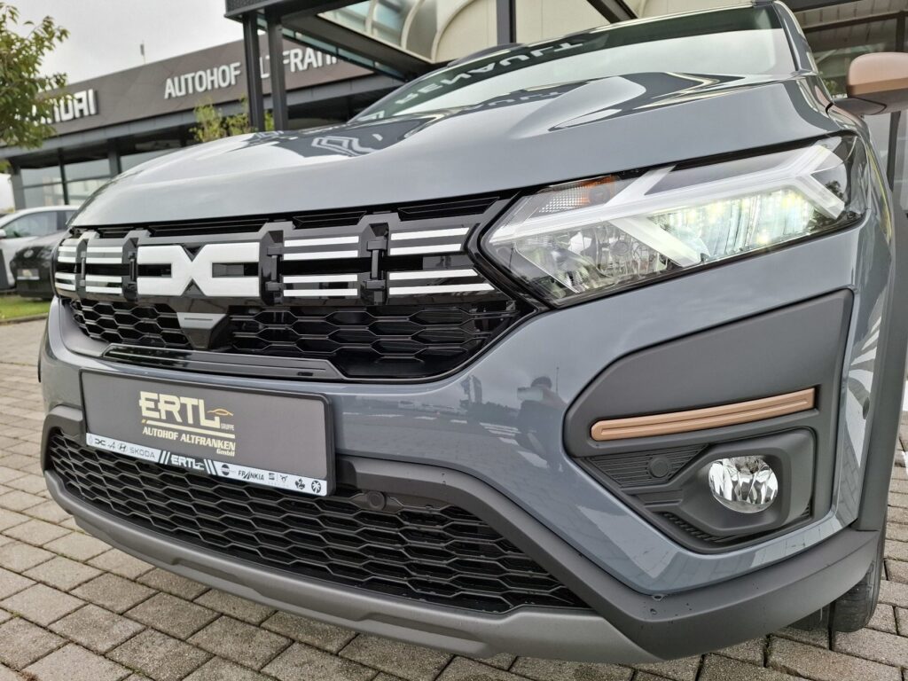 Dacia Jogger Exposé-Bild 43