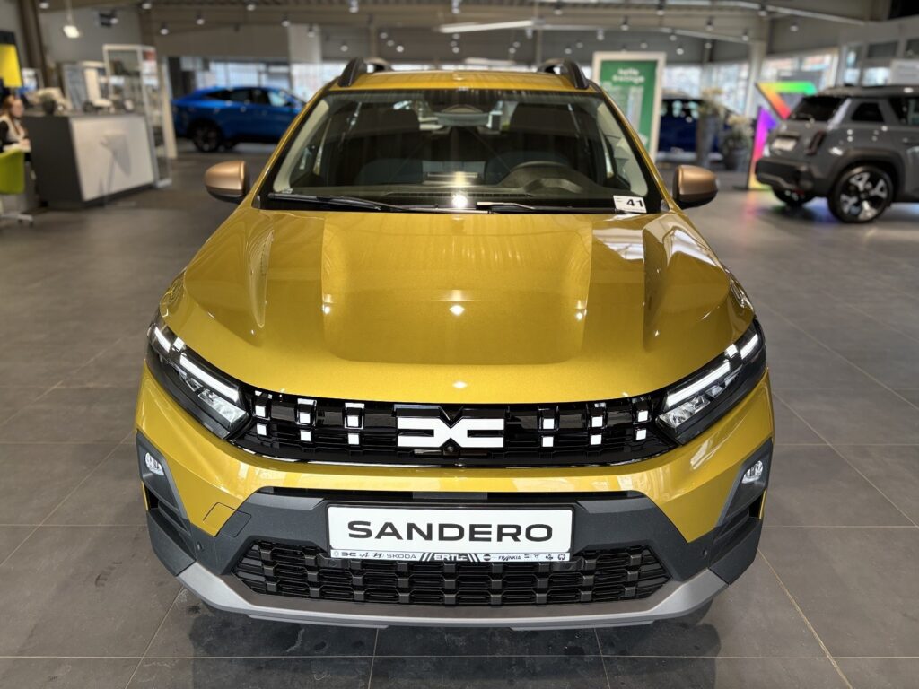 Dacia Sandero Exposé-Bild 2