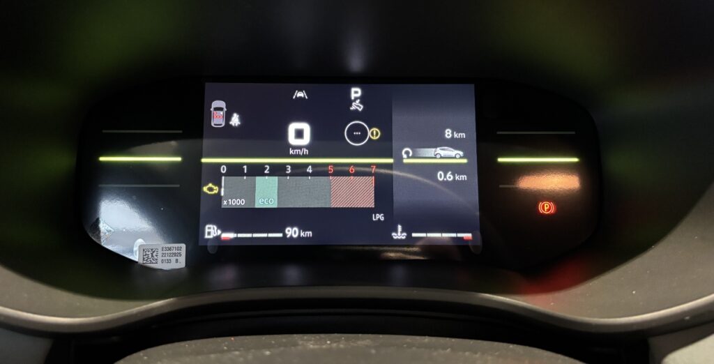 Dacia Sandero Exposé-Bild 8