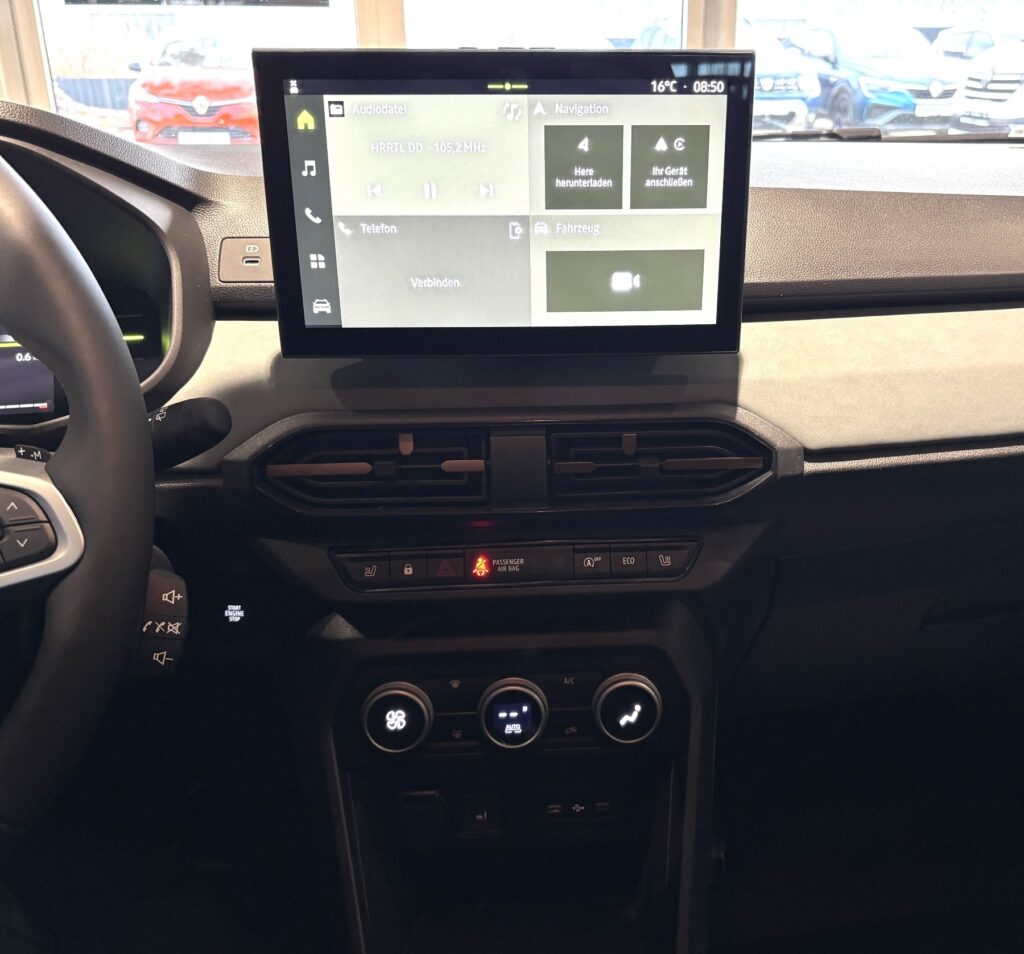 Dacia Sandero Exposé-Bild 9