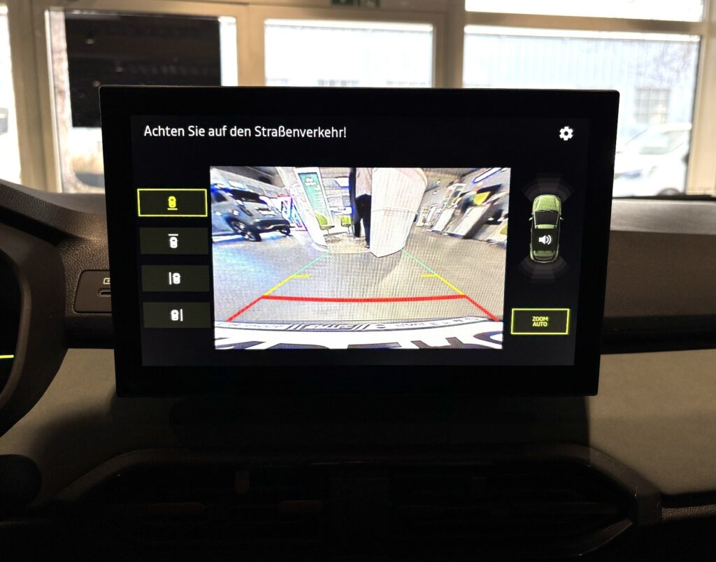 Dacia Sandero Exposé-Bild 10