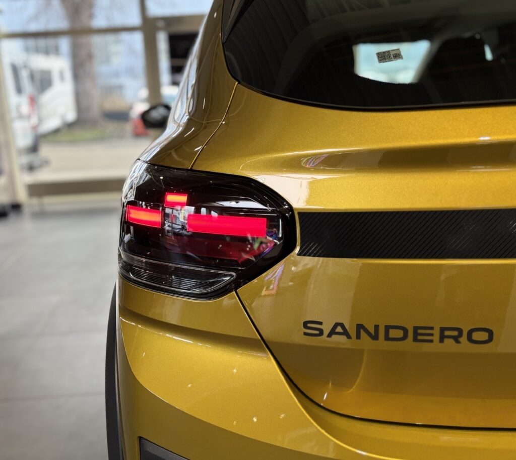 Dacia Sandero Exposé-Bild 46