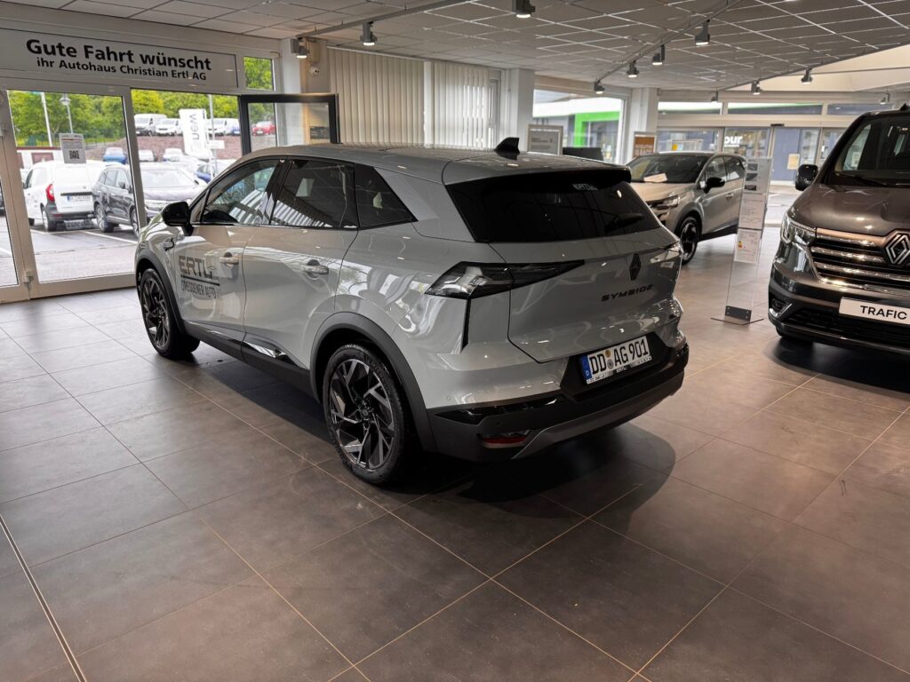 Renault Symbioz Exposé-Bild 7