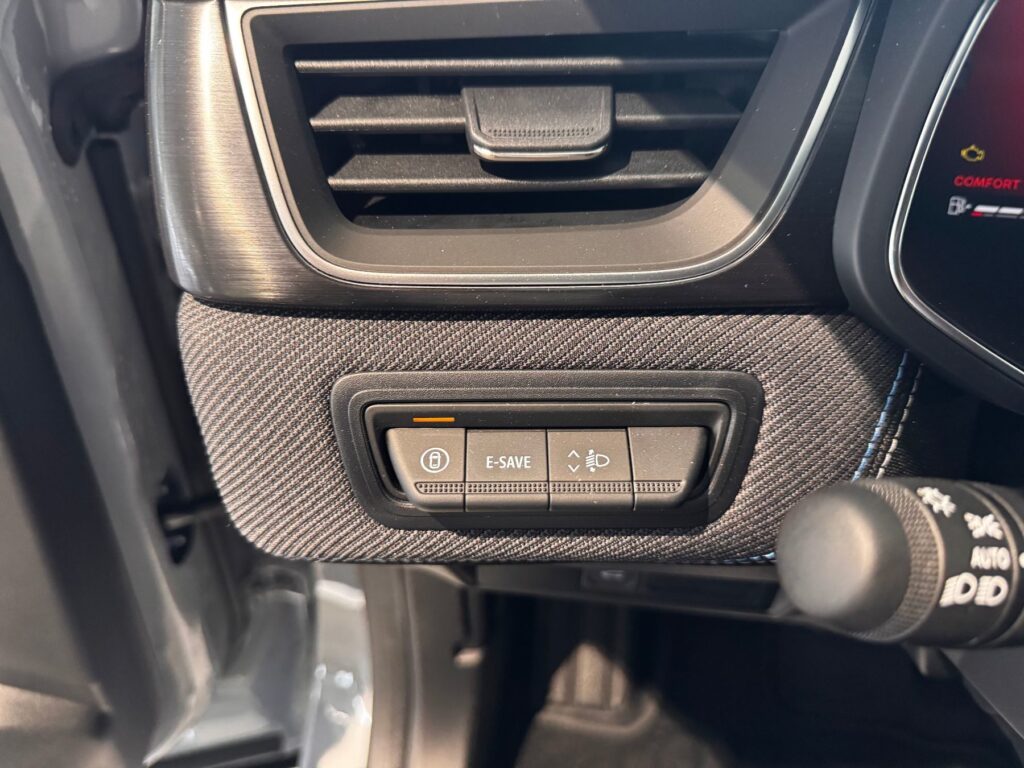 Renault Symbioz Exposé-Bild 12
