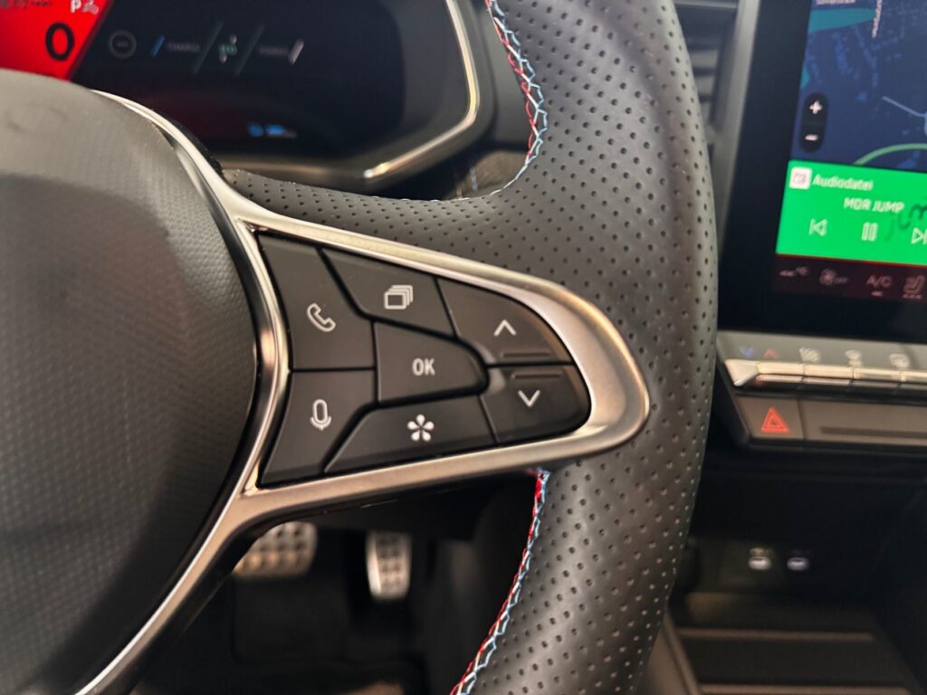 Renault Symbioz Exposé-Bild 15