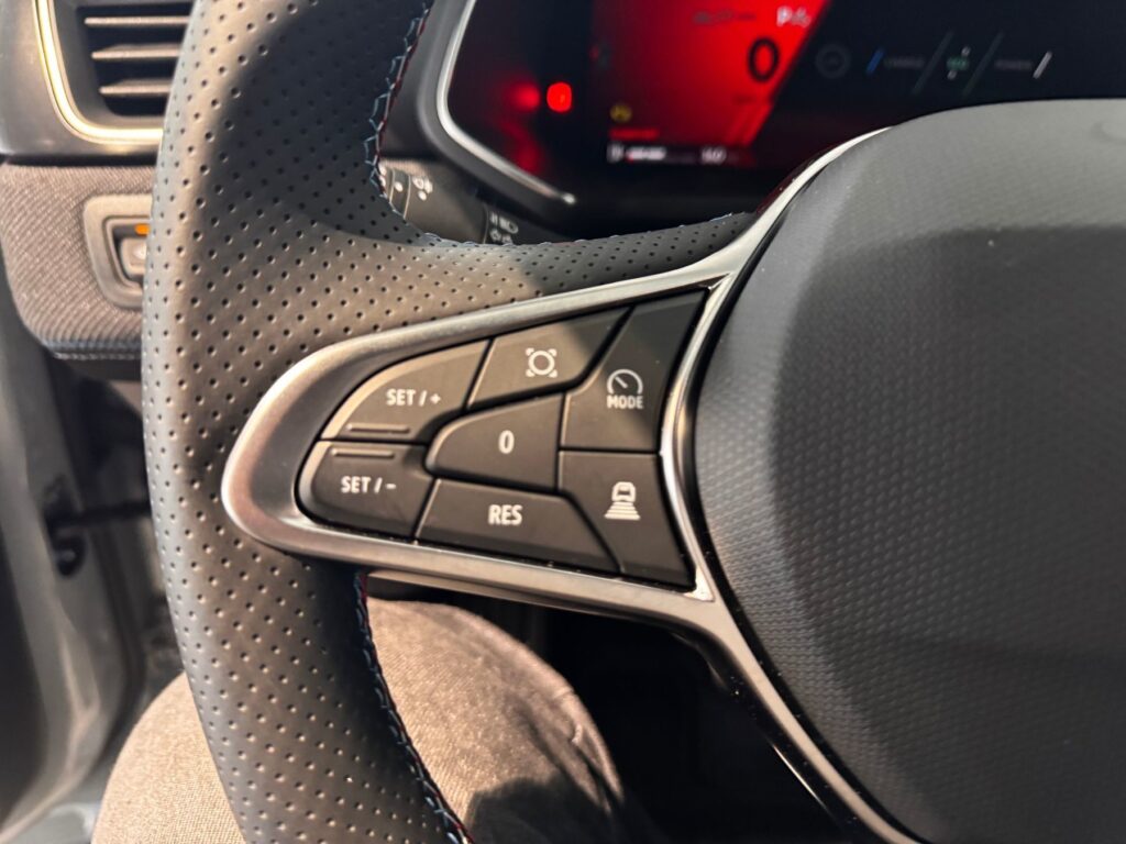 Renault Symbioz Exposé-Bild 16