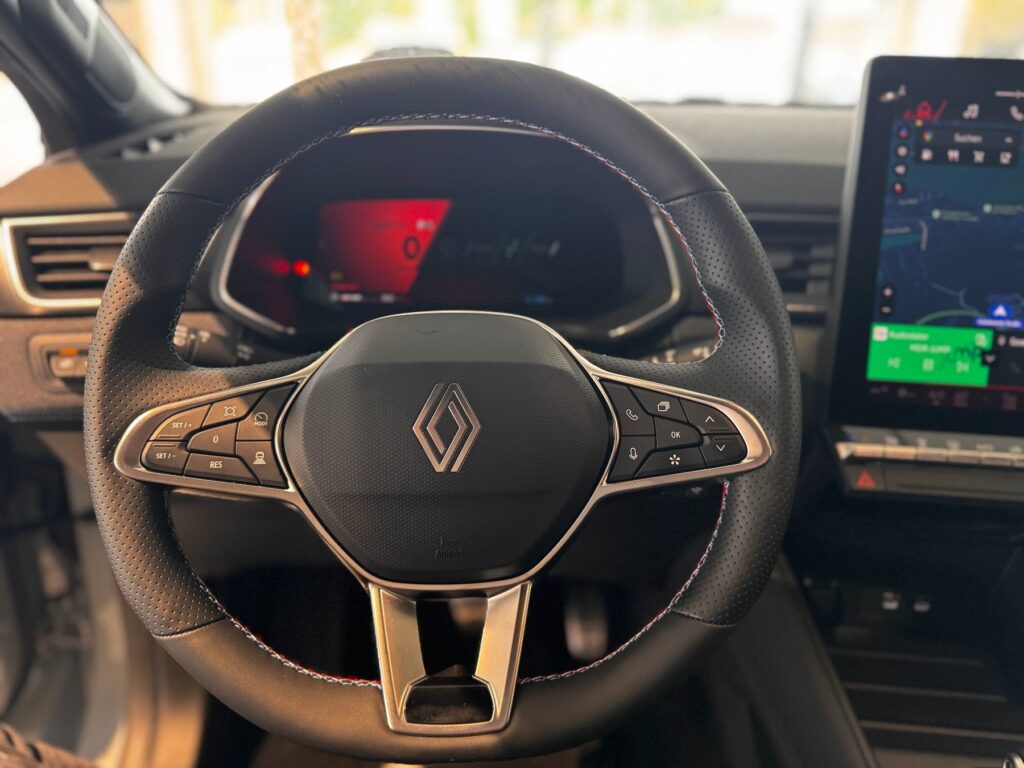 Renault Symbioz Exposé-Bild 17