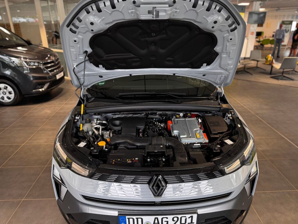 Renault Symbioz Exposé-Bild 22