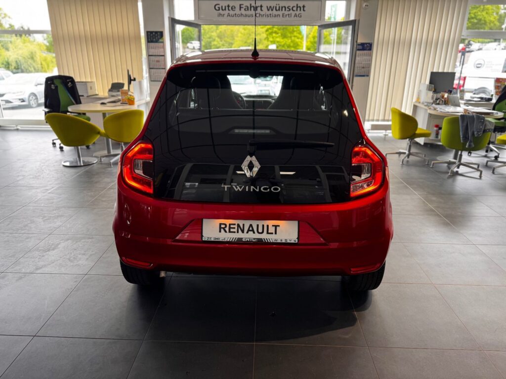Renault Twingo Exposé-Bild 6
