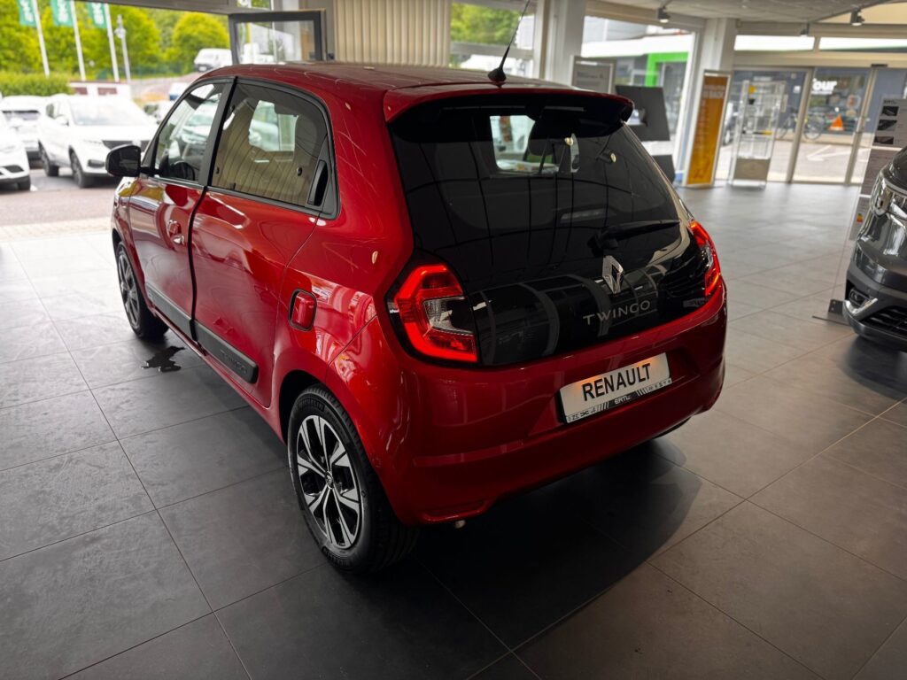 Renault Twingo Exposé-Bild 7