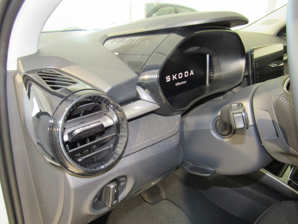 SKODA Fabia Exposé-Bild 21