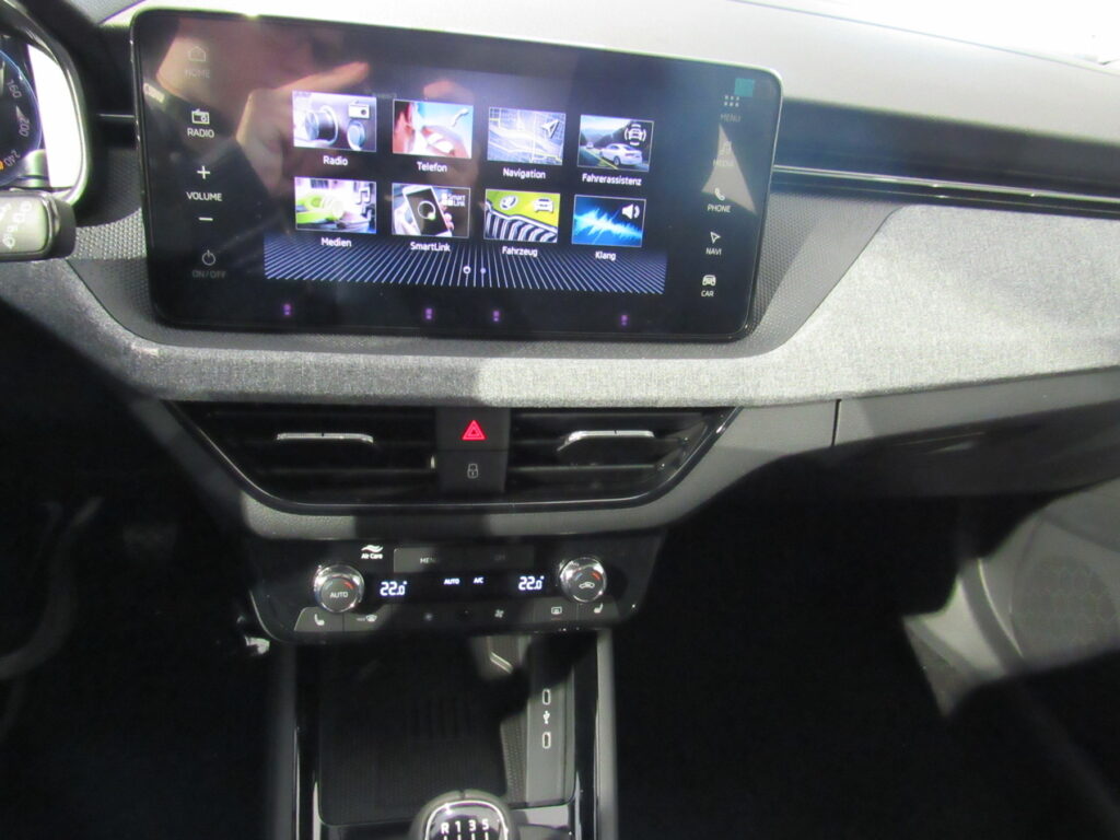 SKODA Kamiq Exposé-Bild 9