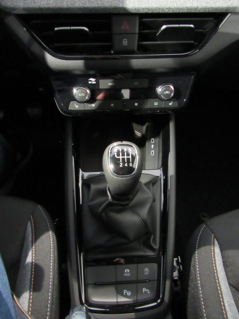 SKODA Kamiq Exposé-Bild 10