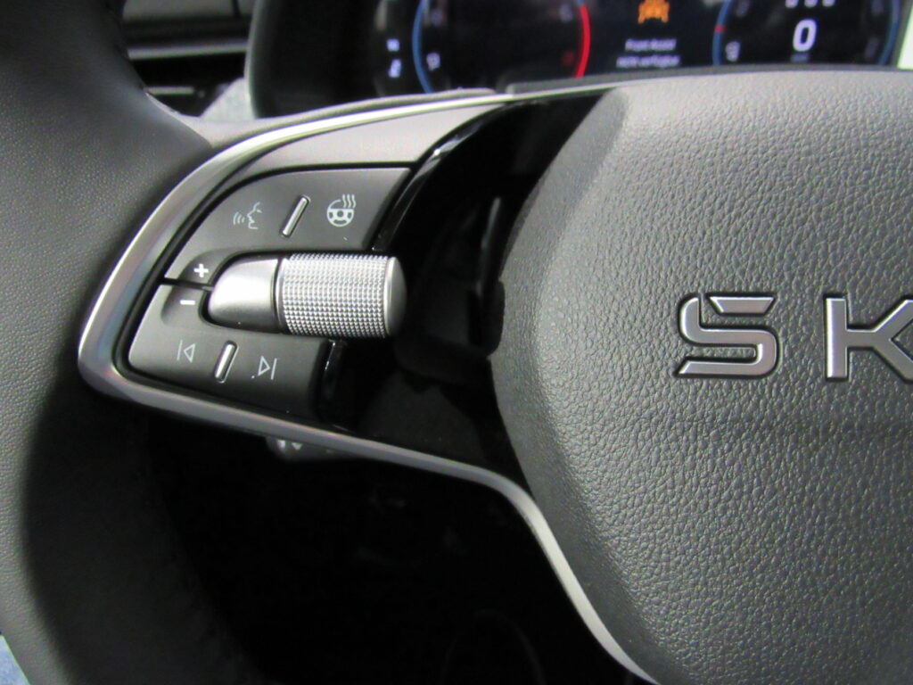 SKODA Kamiq Exposé-Bild 20