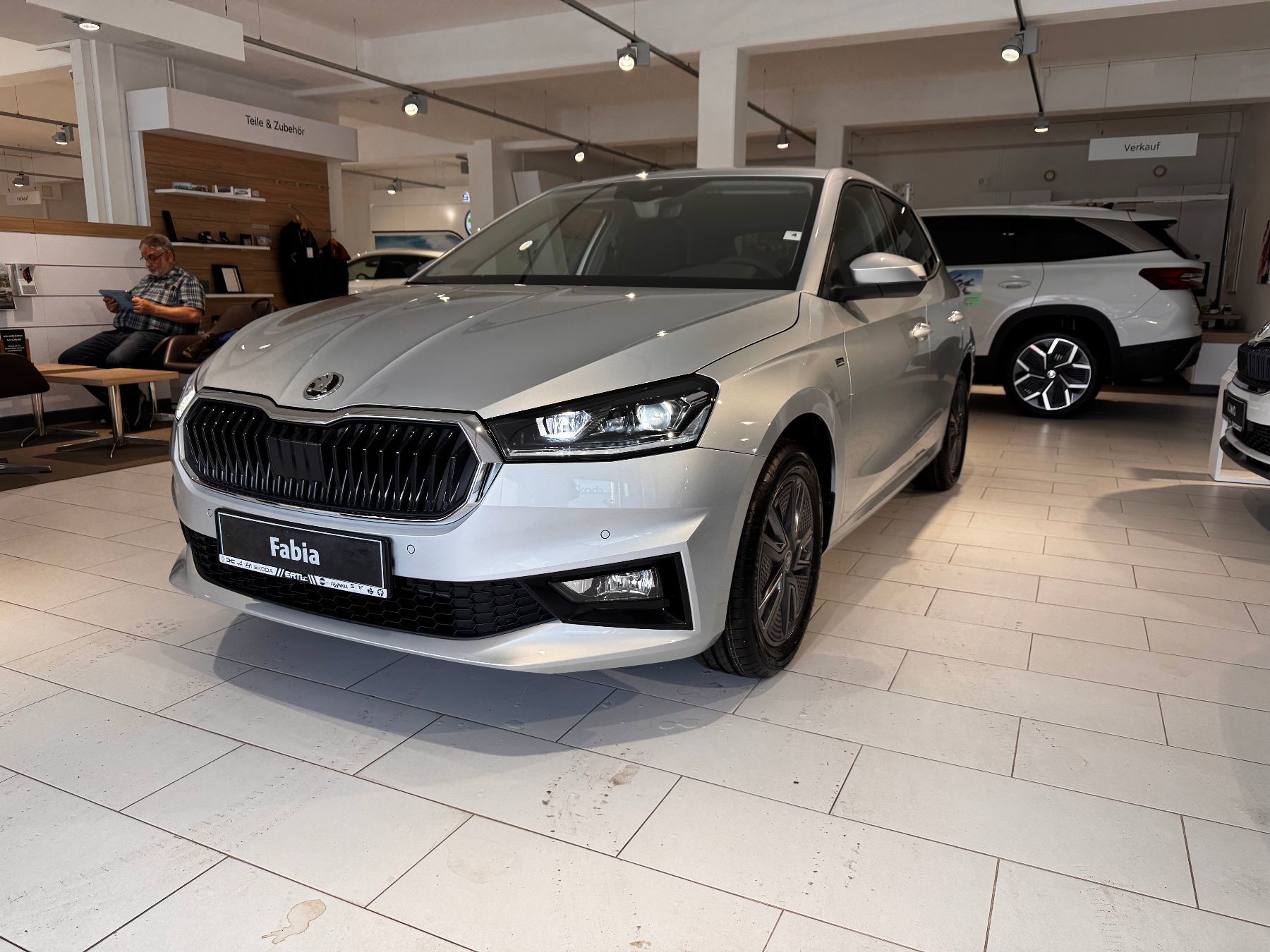 SKODA Fabia 1.0 MPI Tour (PJ/PJ)