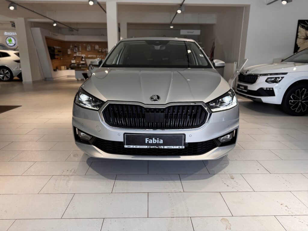 SKODA Fabia Exposé-Bild 2