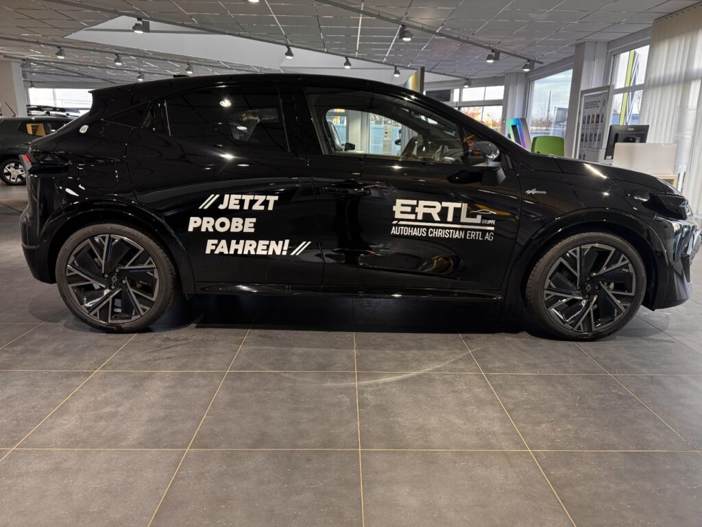 Renault Clio Exposé-Bild 4