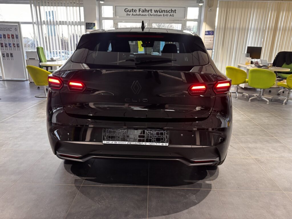 Renault Clio Exposé-Bild 6