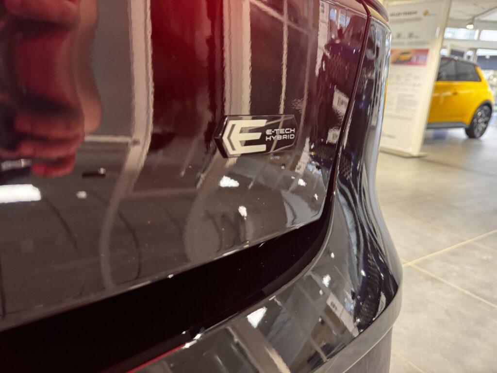 Renault Clio Exposé-Bild 11