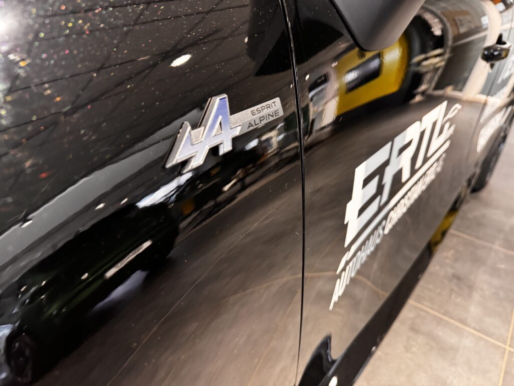 Renault Clio Exposé-Bild 31