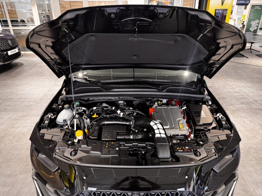 Renault Clio Exposé-Bild 34