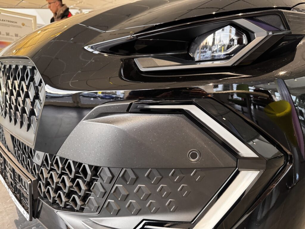 Renault Clio Exposé-Bild 37