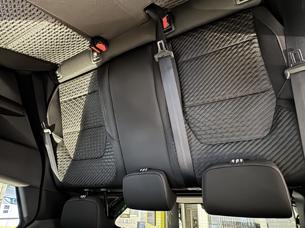 Renault Clio Exposé-Bild 9