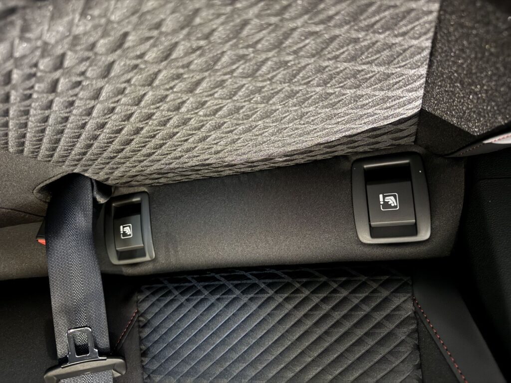 Renault Clio Exposé-Bild 10