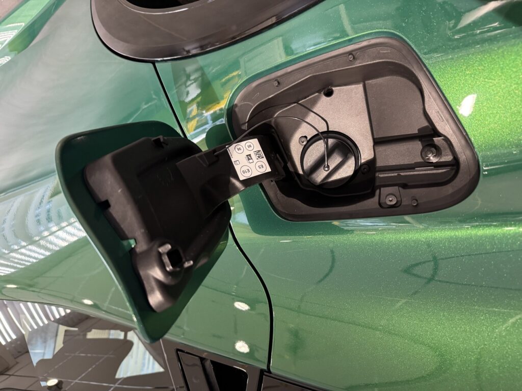 Renault Clio Exposé-Bild 12