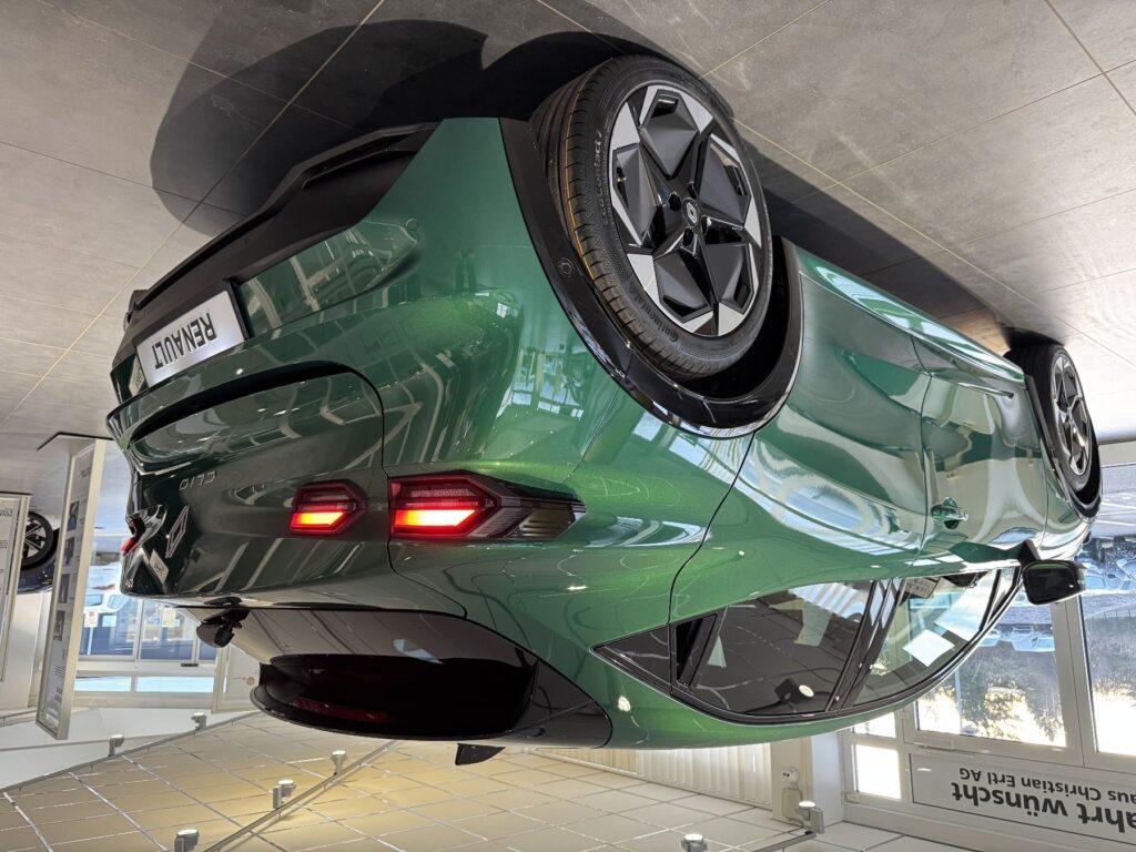 Renault Clio Exposé-Bild 19