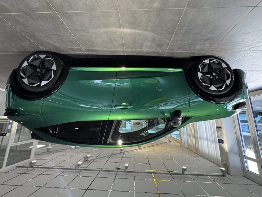 Renault Clio Exposé-Bild 20