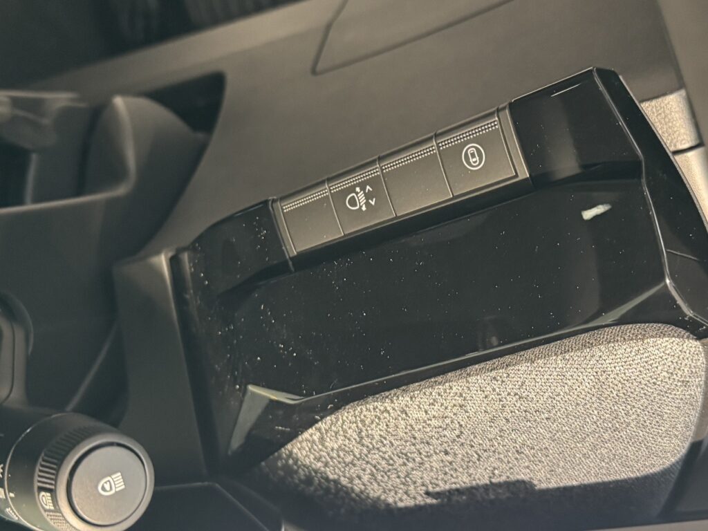 Renault Clio Exposé-Bild 26