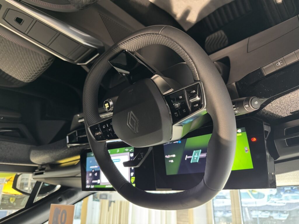 Renault Clio Exposé-Bild 28