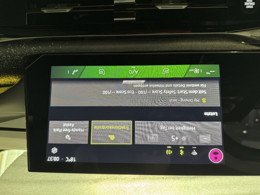 Renault Clio Exposé-Bild 34