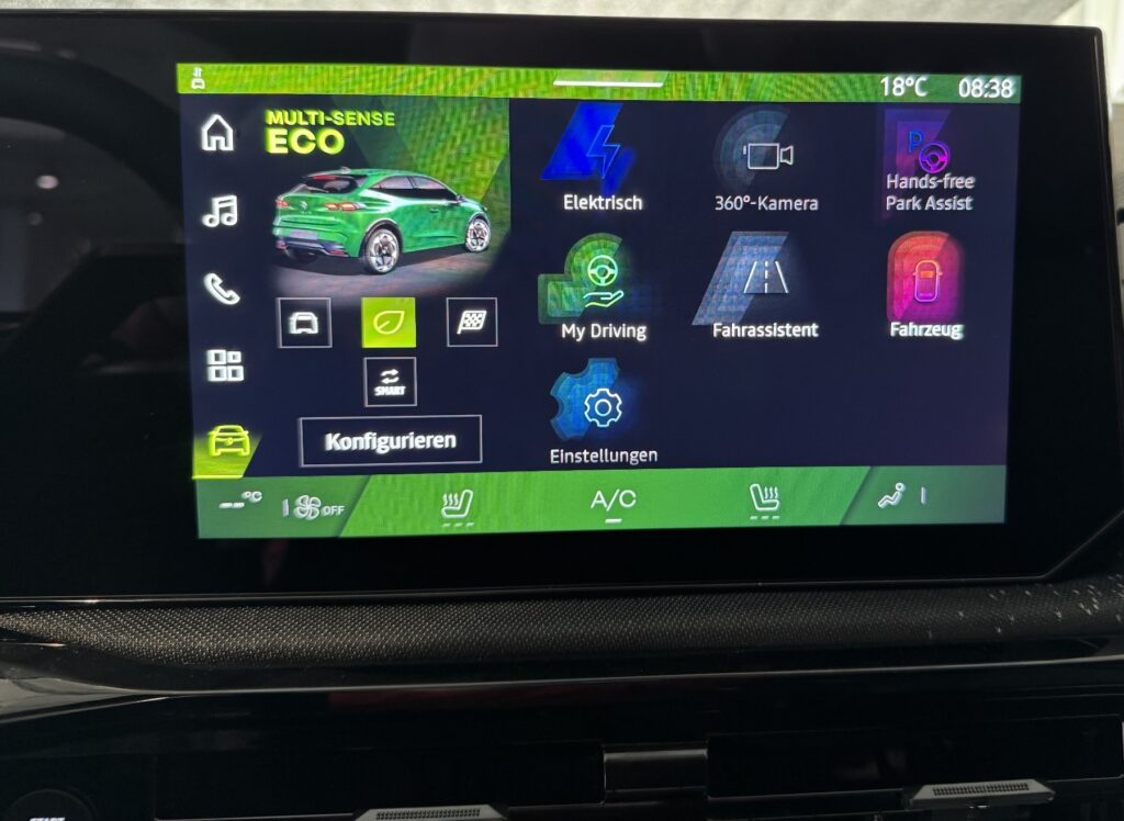 Renault Clio Exposé-Bild 36