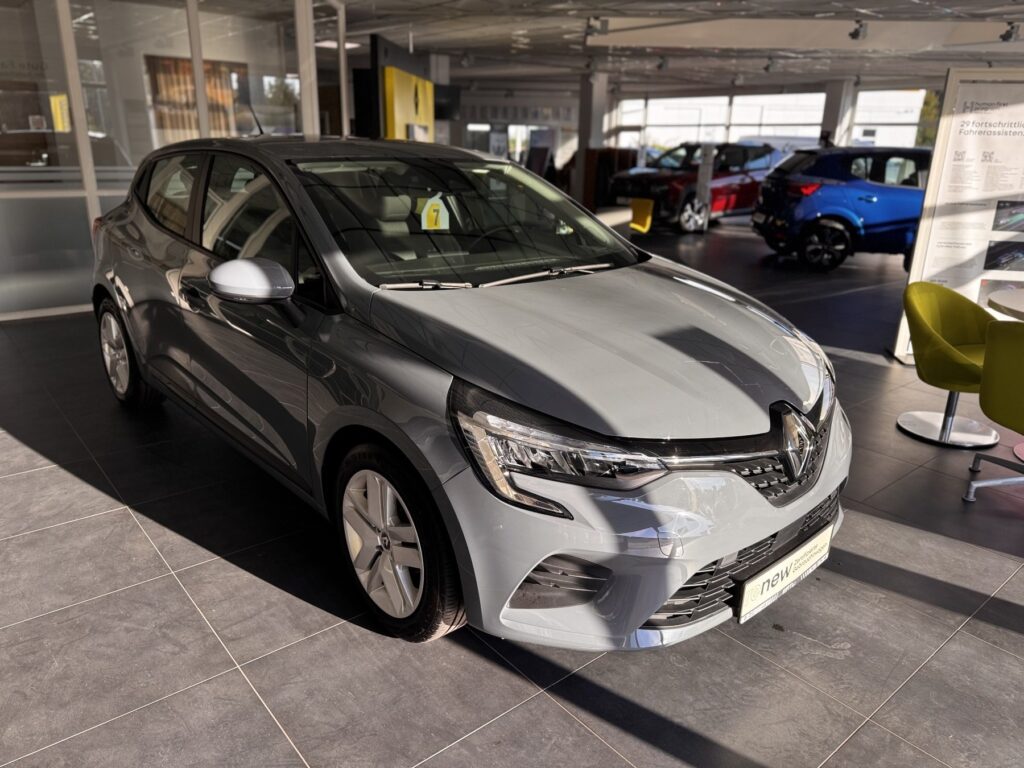 Renault Clio Exposé-Bild 3