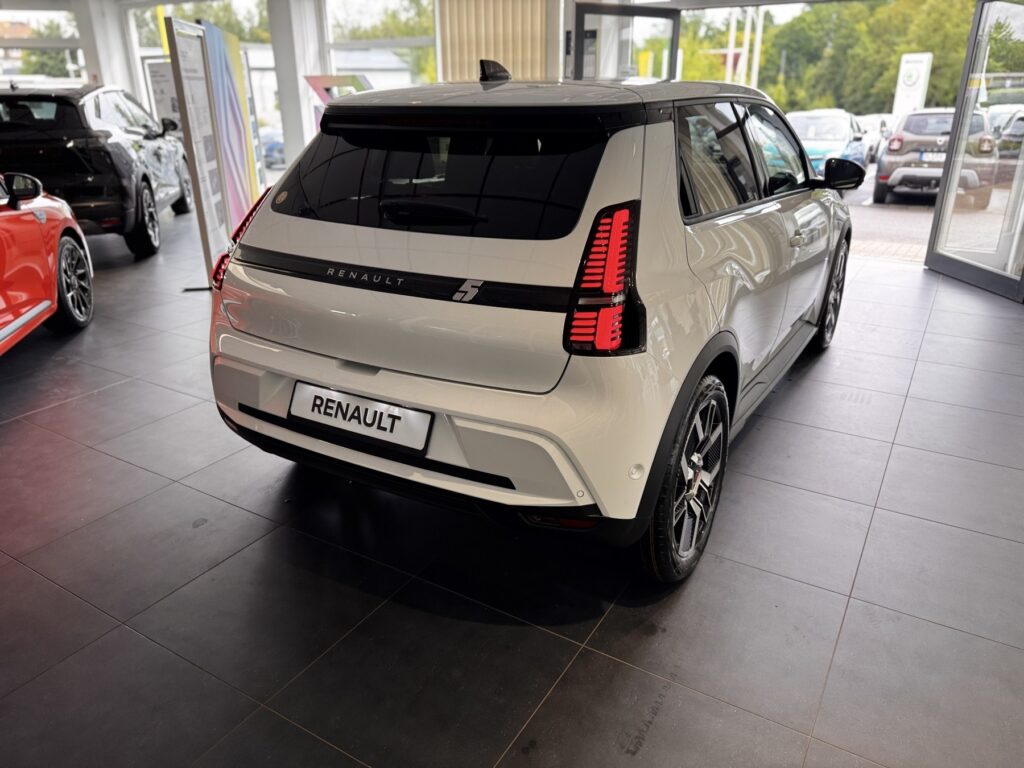 Renault R 5 Exposé-Bild 5