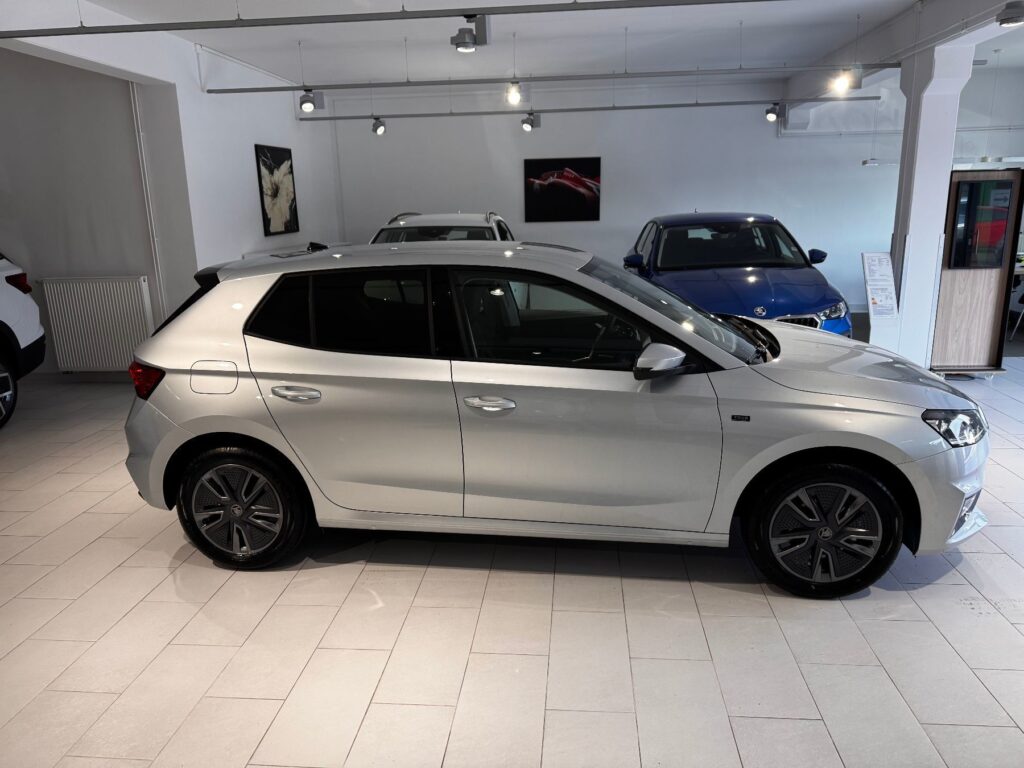 SKODA Fabia Exposé-Bild 4