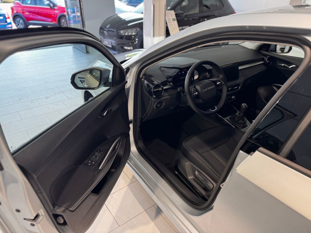 SKODA Fabia Exposé-Bild 13