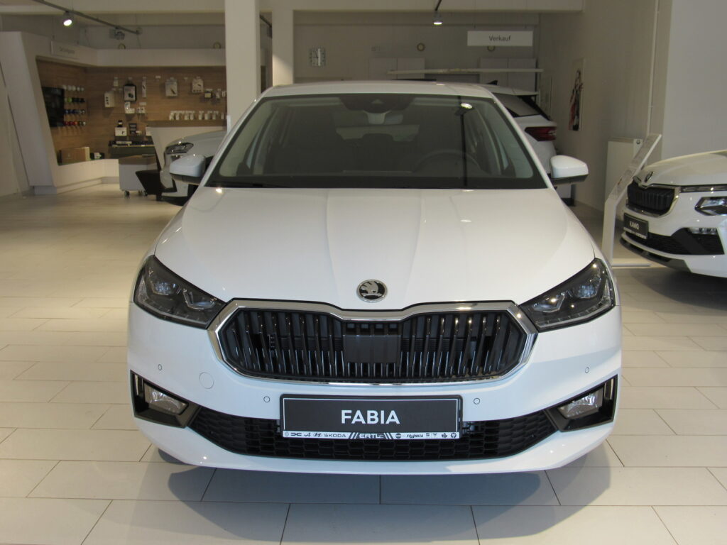 SKODA Fabia Exposé-Bild 2