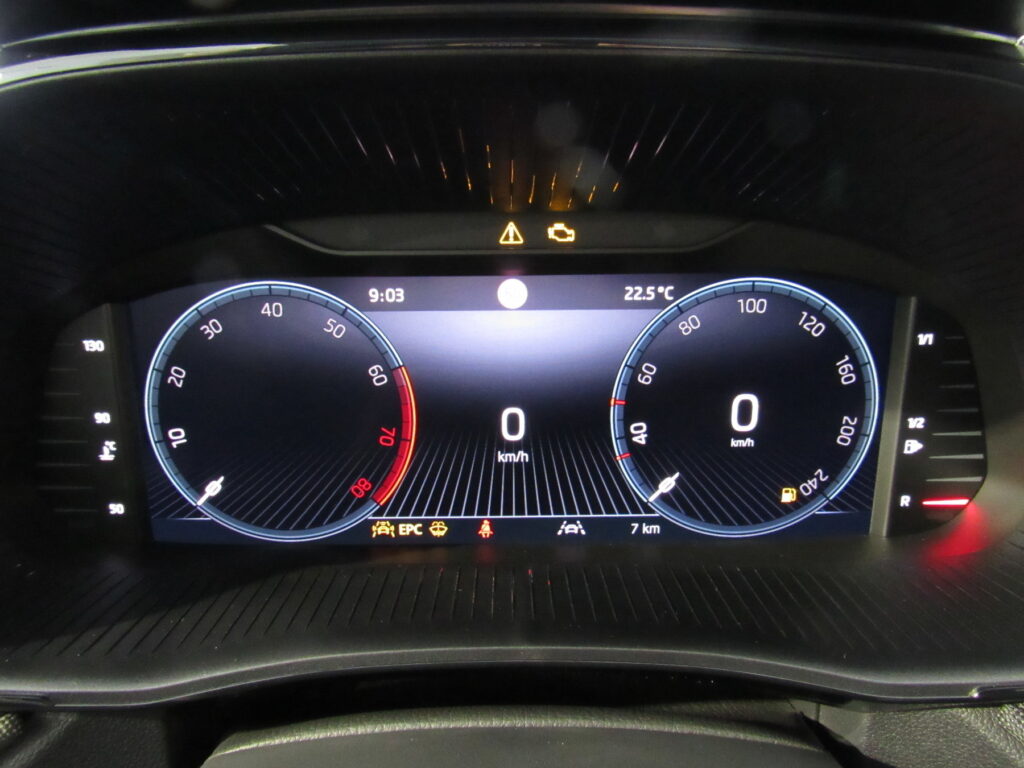 SKODA Fabia Exposé-Bild 23