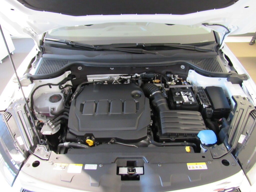 SKODA Karoq Exposé-Bild 3